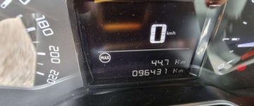 Citroen C3 III 2017 Citroen C3 102017r, 1.2 Benzyna. Uszkodzony tyl. Jezdzi. 1.2 Benzyna, zdjęcie 10