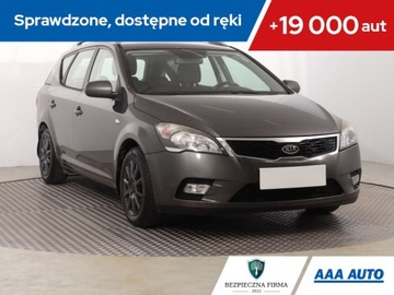Kia Ceed I SW Facelifting 1.4 DOHC CVVT 90KM 2010 Kia Ceed 1.4 CVVT, Klima,ALU