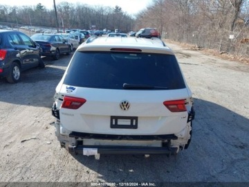 Volkswagen Tiguan II 2018 Volkswagen Tiguan 2018 VOLKSWAGEN TIGUAN 2.0T S 2.0 Benzyna 184KM, zdjęcie 15