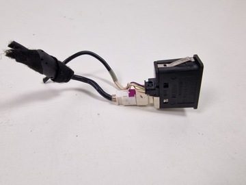 BMW E60 E61 E87 E90 E91 MINI R56 PORT HNÍZDO USB AUX 9129651