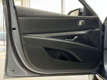 Hyundai Elantra VII Sedan 1.6 MPI 123KM 2024 Hyundai Elantra Smart Kamera Ambiente LED Keyless Go CarPlayAndroid A, zdjęcie 10