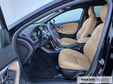 Volvo V40 II Hatchback Facelifting 2.0 D4 190KM 2017 Volvo V40 Salon PL Summum D4 190KM LED Skóra Nawi, zdjęcie 10