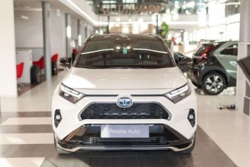 Toyota RAV4 V SUV Plug-In Facelifting 2.5 Hybrid Dynamic Force 306KM 2025 Toyota RAV4 2.5 Plug-In Hybrid Selection 4x4 2.5 Hybryda Plug-in 306KM
