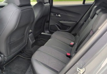 Peugeot 2008 II e-SUV Facelifting Elektryczny 54kWh 156KM 2023 Peugeot 2008 e-2008 54kWh GT SalonPL 156KM Najmocnieszy Bogata Opcja Od Re, zdjęcie 9