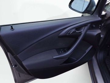 Opel Astra J Sedan 1.4 Turbo ECOTEC 140KM 2017 Opel Astra Salon PL 1.4T Zadbany Klimatyzacja 1.4 Benzyna 140KM, zdjęcie 8