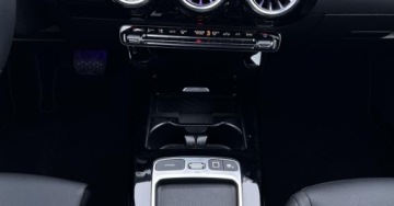 Mercedes CLA C118/X118 Coupe Facelifting 1.3 200 163KM 2024 Mercedes-Benz CLA SalonPL Multibeam Kamera Podgrzewanie Foteli FV VAT23, zdjęcie 17