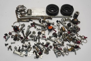 HONDA CBR 600 F4i PC35 01-06 болты винты