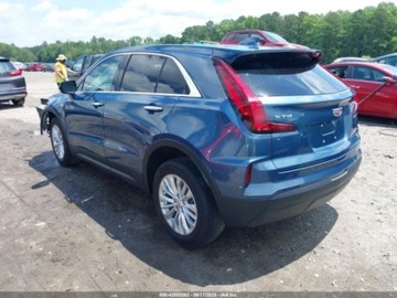 Cadillac 2024 Cadillac XT4 Luxury 2024 2.0l 2.0 Benzyna 235KM, zdjęcie 3