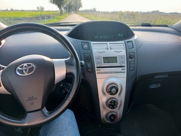 Toyota Yaris II 2006