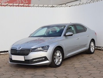 Skoda Superb III Liftback Facelifting 1.5 TSI 150KM 2019 Skoda Superb 1.5 TSI, Salon Polska, Klima, zdjęcie 1