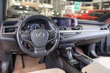 Lexus ES VII (XV70) 2019 Lexus ES 300h Busins Edition 2.5 Hybryda 178KM, zdjęcie 20