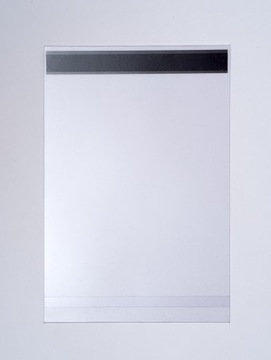 Kieszeń plakatowa A6 z taśmą magnetyczną.