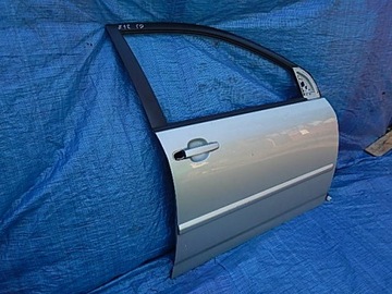 ДВЕРЬ ПЕРЕДНЯЯ ПРАВАЯ TOYOTA COROLLA E12 01-07 1C0