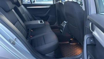 Skoda Octavia III Kombi Facelifting 1.6 TDI 115KM 2020 Škoda Octavia Skoda Octavia 1.6TDI 115KM/Salon, zdjęcie 23