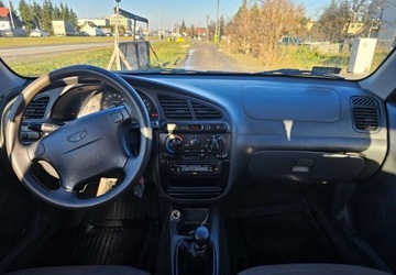 Daewoo Lanos Sedan 1.6 i 16V 106KM 1998 Daewoo Lanos Daewoo Lanos 1.6 SX 1.6 Benzyna 106KM, zdjęcie 6