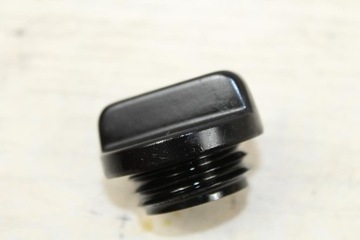 YAMAHA FZS600 FAZER RJ025 КРЫШКА МАСЛЯНОГО ЗАЛИВА