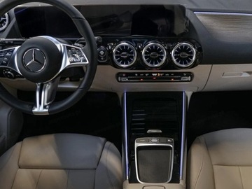 Mercedes GLA II Off-roader Facelifting 1.3 200 163KM 2025 MERCEDES-BENZ GLA 200 Progressive Suv 1.3 (163KM) 2025, zdjęcie 6