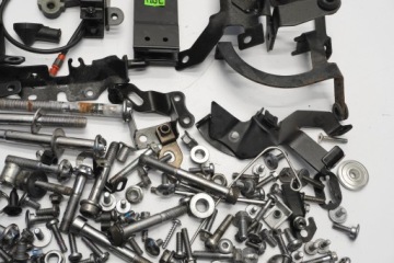 TRIUMPH SPEED TRIPLE 1050 11-16 БОЛТЫ ВИНТЫ