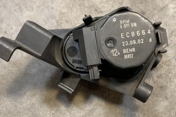 MOTOREK KRYT KOLEKTORU BMW X5 (E53) 6911918 3.0L DIESEL 160KW 2005