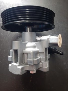 ČERPADLO SERVA FIAT FREEMONT DODGE JOURNEY KYB