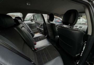 Toyota Avensis III Wagon Facelifting 1.8 Valvematic 147KM 2015 Toyota Avensis 1.8 147KM SKORAALCANTARA kamera manual BEZWYPADKOWA, zdjęcie 16