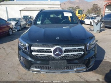Mercedes GLB 2023 Mercedes-Benz GLB 250, 2023r., 4x4, 2.0L 2.0 Benzyna 221KM, zdjęcie 4