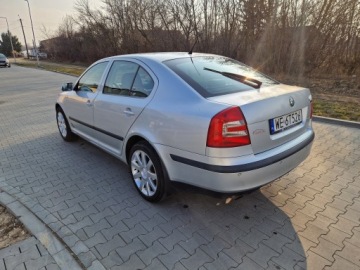 Skoda Octavia II Hatchback 1.6 i 16V FSI 115KM 2006 Skoda Octavia Skoda Octavia 1.6 1.6 Benzyna 116KM, zdjęcie 7