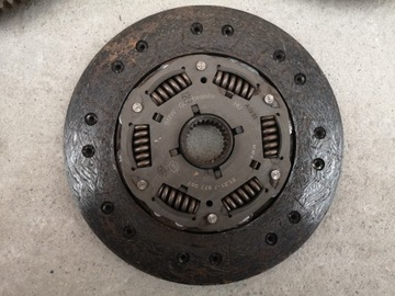 SPRZĘGŁO KOMPLETNE TARCZA BMW E81 E87 123D 2.3D