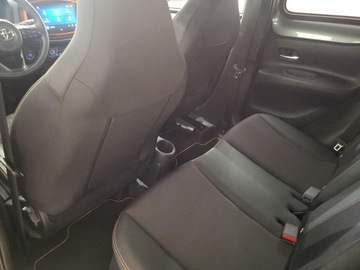 Toyota Aygo X 1.1 VVT-i 72KM 2022 Toyota Aygo X 1.0 VVT-i Limited CVT 1.0 VVT-i Limi, zdjęcie 9