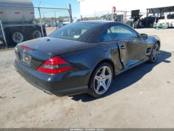 Mercedes SL R230/2 2009 Mercedes-Benz SL 550 2009 5.5 Benzyna 382KM, zdjęcie 5