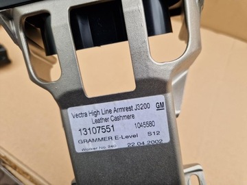 LOKETNÍ OPĚRKA SIGNUM OPEL VECTRA C 2.2