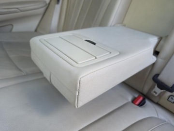 BMW X5 F15 SUV xDrive50i 450KM 2014 BMW X5 xDrive50i V8 4.4 450KM*Salon PL Bezwypadkowy * VAT23% * Individual, zdjęcie 23