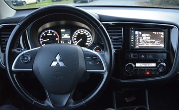 Mitsubishi Outlander III SUV Facelifting 2.2 DOHC DI-D 150KM 2014 Mitsubishi Outlander III 2.2 D-ID 150KM 4WD Kamera 1wł SerwisASO Bezwypadek, zdjęcie 18