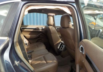 Porsche Cayenne II 2011 Porsche Cayenne Okazja 3.0 Hybryda 333KM, zdjęcie 19