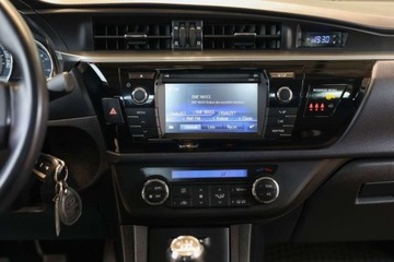 Toyota Corolla X Sedan Facelifting 1.6 Valvematic 132KM 2014 Toyota Corolla 1.6 Premium 1.6 Benzyna 132KM, zdjęcie 33