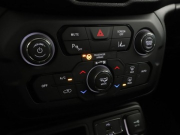 Jeep Renegade 2023 Jeep Renegade FV23% mHEV automat full LED navi, zdjęcie 27