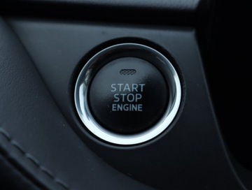 Mazda 6 III Sport Kombi Facelifting 2018 2.0 Skyactiv-G 165KM 2018 Mazda 6 2.0 Skyactiv-G, Salon Polska, Serwis ASO, zdjęcie 18