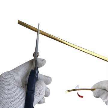 ЗОЛОТАЯ САМОКЛЕЯЩАЯСЯ ЛЕНТА ДЛЯ НАСТЕННОЙ ПОЛОСКИ 1,5х500 ДЛЯ ТЮНИНГОВОГО ОТДЕЛЕНИЯ