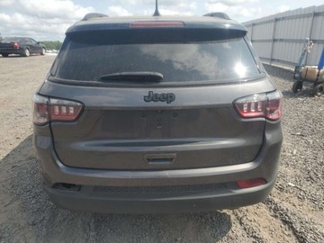 Jeep Compass II 2022 Jeep Compass Latitude 2022 2.4l 2.4 Benzyna 177KM, zdjęcie 2