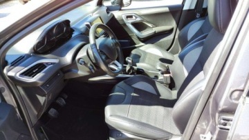 Peugeot 2008 I SUV 1.6 VTi 120KM 2014 Peugeot 2008 GT 1.6i 120 kM Led Klima Navi Skory Jak Nowy Tylko 82 tys km, zdjęcie 5