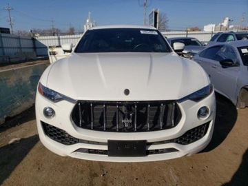 Maserati Levante 2020 Maserati Levante 2020, 3.0L, 4x4, S, porysowany lakier, zdjęcie 4