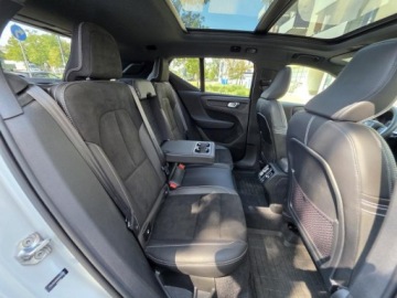 Volvo XC40 2021 VOLVO XC40 R-Design T5 AWD, 2.0l benzyna 252KM zadbany Dokumentacja, zdjęcie 35