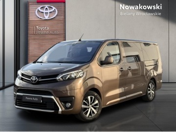 Toyota Proace II Furgon Medium 2.0 D-4D 177KM 2023 Toyota PROACE VERSO 2.0 D4-D Long VIP 2.0 D4-D Lon