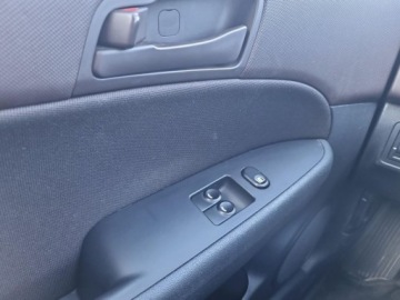 Hyundai i30 I Hatchback 1.4 109KM 2010 Hyundai i30 Hyundai i30 1.4 Base 1.4 Benzyna 109KM, zdjęcie 18