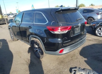 Toyota Highlander II 2019 Toyota Highlander 2019r., LE Plus, V6, od ubezpieczalni 3.5 Benzyna 295KM, zdjęcie 4