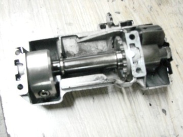 ВАЛ МАСЛЯНОГО НАСОСА AUDI A6 C5 TDI LIFT 059103337B 059115105H