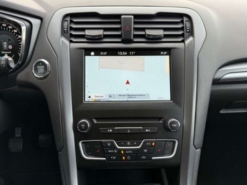 Ford Mondeo V Kombi 1.5 EcoBoost 160KM 2017 Ford Mondeo LEDNAVIAsystent ParkowaniaAsystent PasaCzyta Znaki 1.5, zdjęcie 13