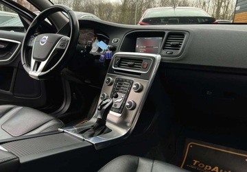 Volvo V60 I Kombi Facelifting 2.0 D4 DRIVE-E 181KM 2015 Volvo V60 D4 181 KM SKORA AUTOMAT gwarancja ZAREJESTROWANY 2.0, zdjęcie 18