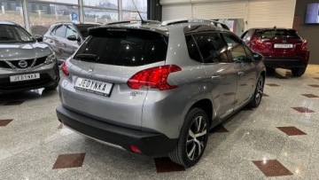 Peugeot 3008 I Crossover 1.6 HDi FAP 115KM 2013 Peugeot 3008 Panorama dach Nawigacja 1.6 Diesel 115KM, zdjęcie 2