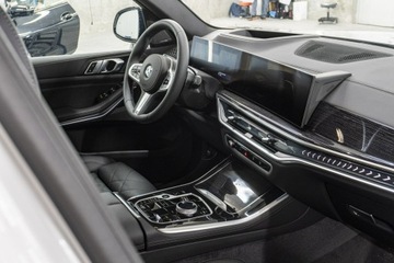 BMW X5 G05 SUV Facelifting 3.0 30d 298KM 2025 BMW X5 xDrive30d Dostępny od ręki!, zdjęcie 21